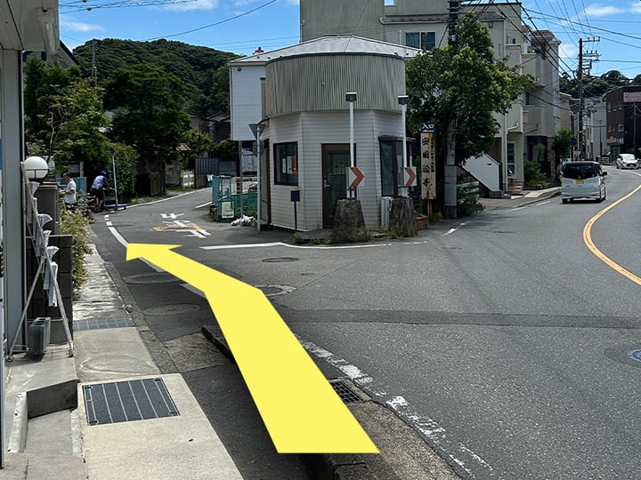 鎌倉駅から徒歩の道順7