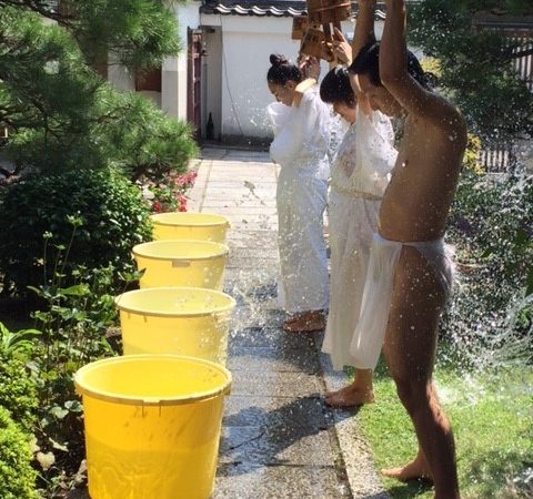 入棺体験・水行体験ができるイベントが京都市上京区・本昌寺で開催。今年は「士業なんでも相談会」も無料で開催！のイメージ画像